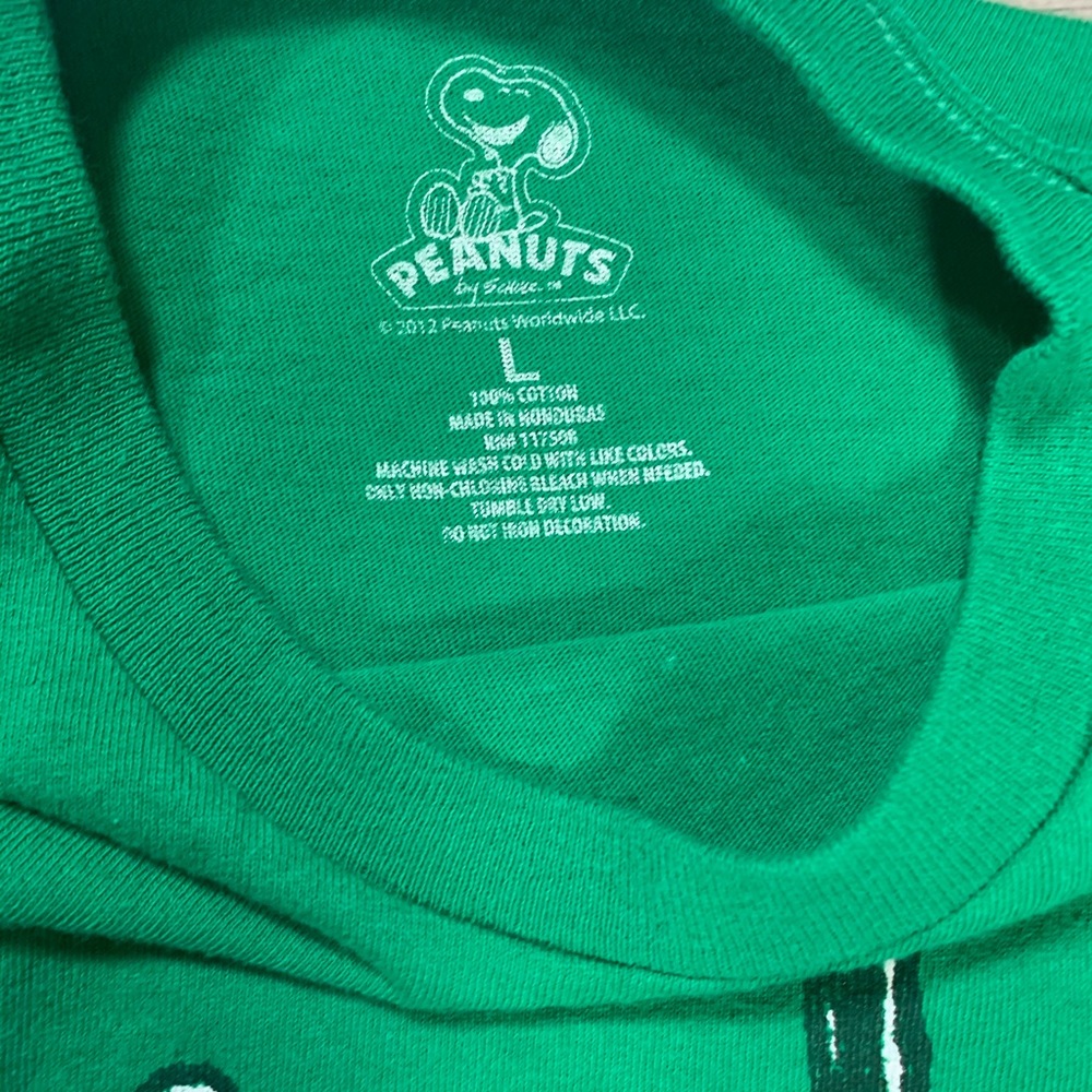Peanuts unisex green shirt - Picture 3 of 6